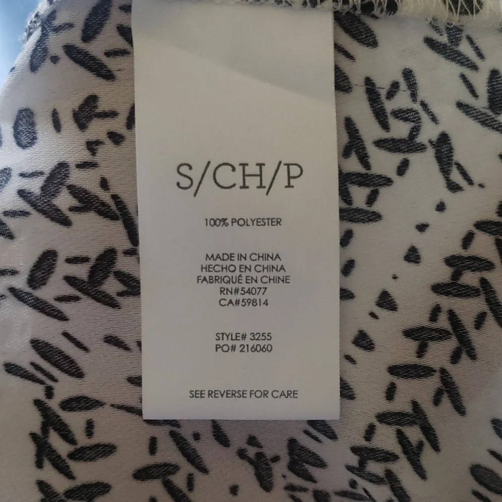 Cabi Split Back Geometric Print Long Sleeve Button Up Blouse SzS